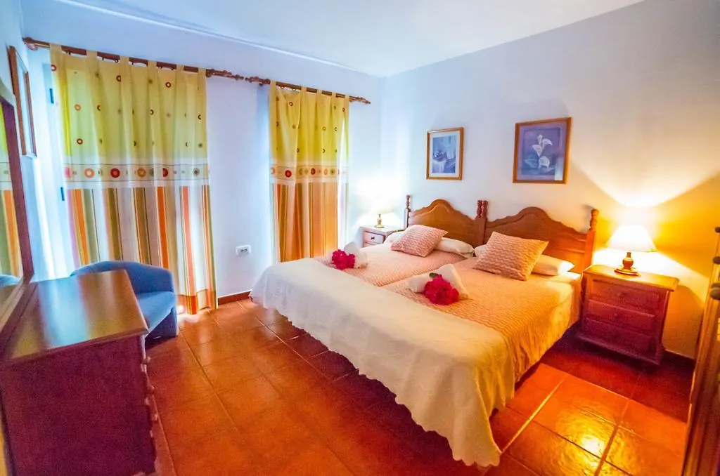 Viviendas Vacacionales Jardin La Punta Hermigua