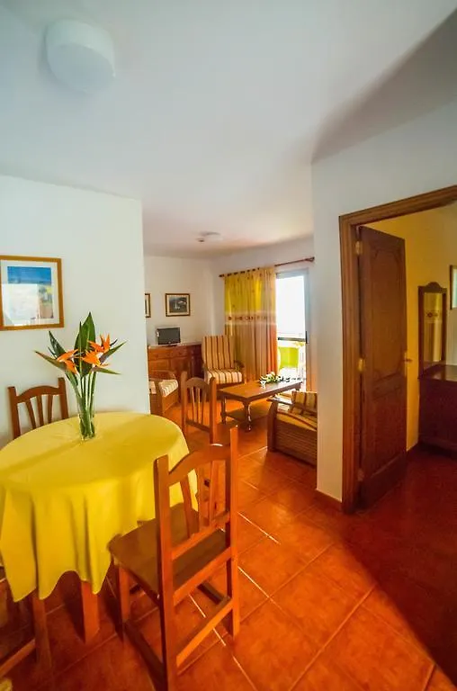 Viviendas Vacacionales Jardin La Punta Hermigua Spain