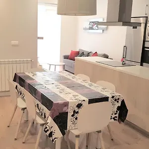 https://aizlur-si1i.sansebastianhotels.net